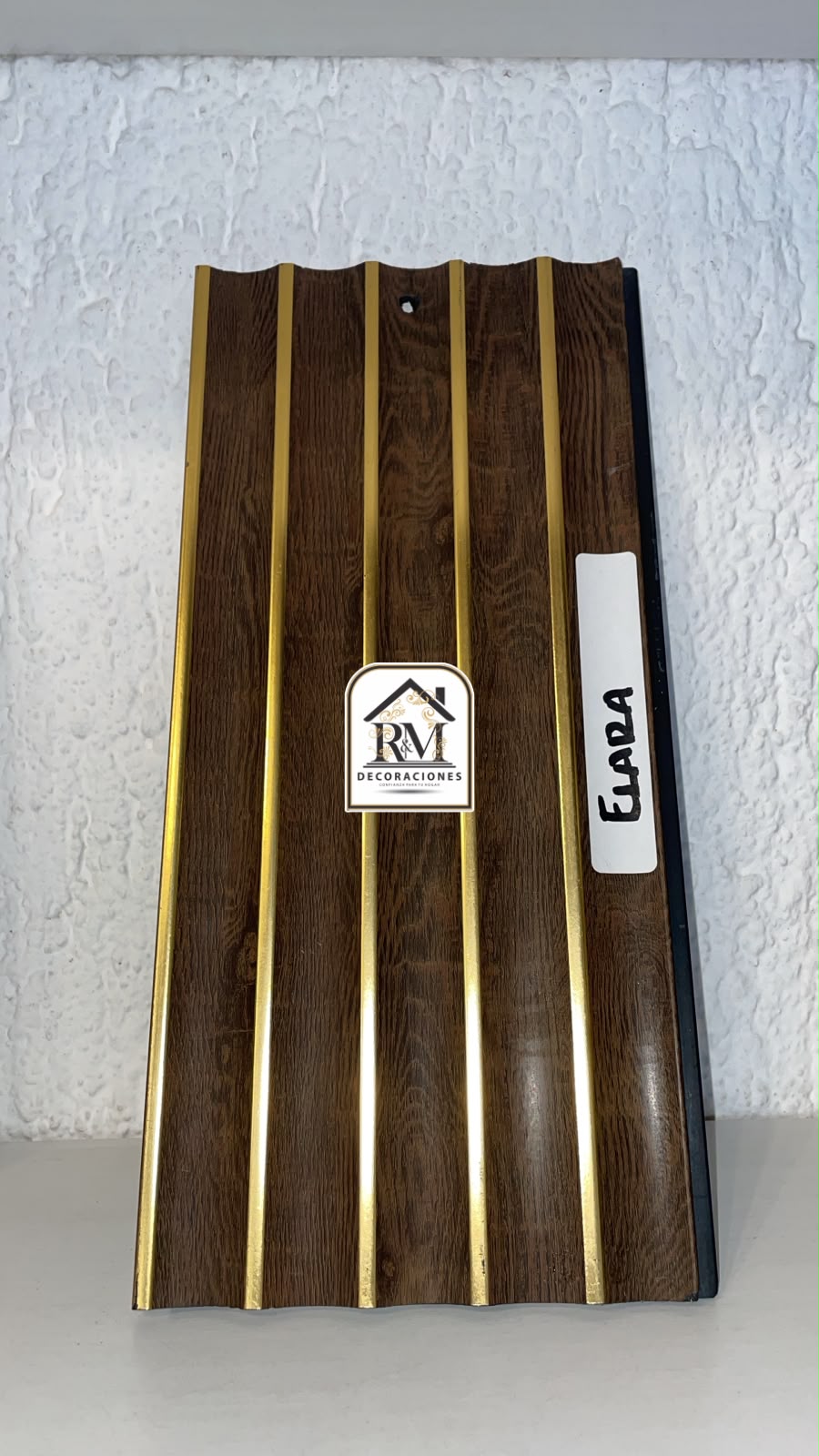Lambrin Media Luna Luxury